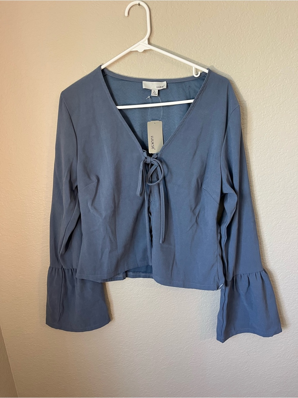 NWT Luukse Blue Bell Sleeve Tie Front Blouse XL Boho Cottagecore Y2K